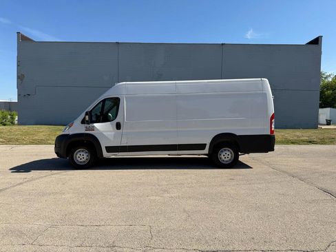 Used 2015 RAM ProMaster 3500 FWD image 4