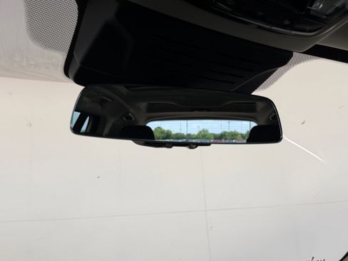 Used 2025 BMW X7 xDrive40i AWD/4WD image 19