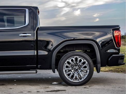 Used 2024 GMC Sierra 1500 Denali Ultimate image 41