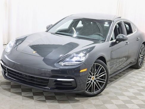 Used 2017 Porsche Panamera 4S image 6