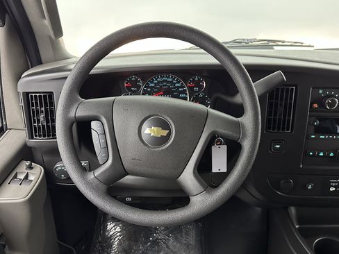Used 2024 Chevrolet Express 3500 LT w/ LT Preferred Equipment Group image 16