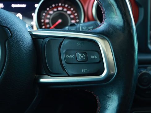 Used 2019 Jeep Wrangler Unlimited Rubicon AWD/4WD image 14