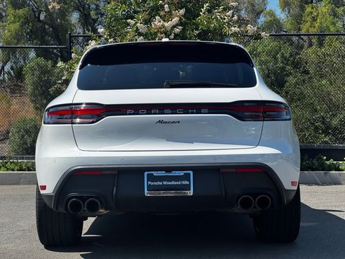 Used 2026 Porsche Macan AWD/4WD image 6