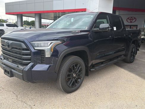 New 2026 Toyota Tundra Limited AWD/4WD image 3