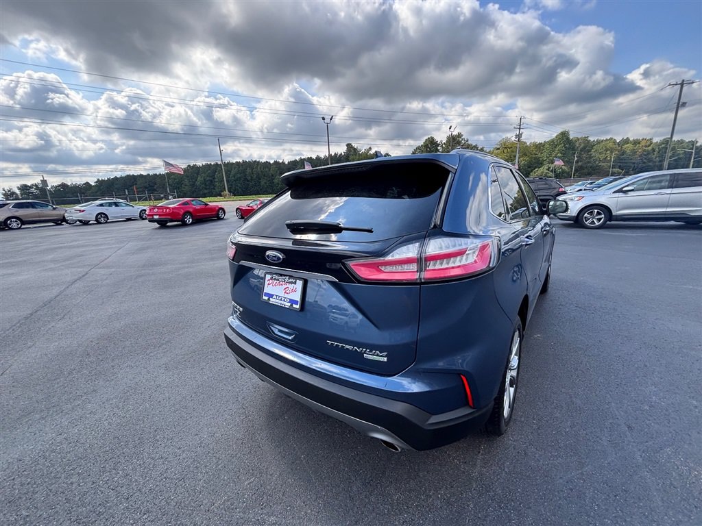 Used 2019 Ford Edge Titanium w/ Cargo Accessory Package FWD image 7