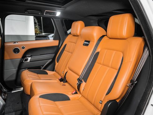 Used 2018 Land Rover Range Rover Sport Supercharged image 23