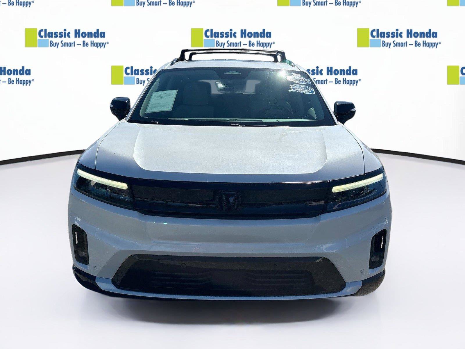 Used 2024 Honda Prologue Touring image 2