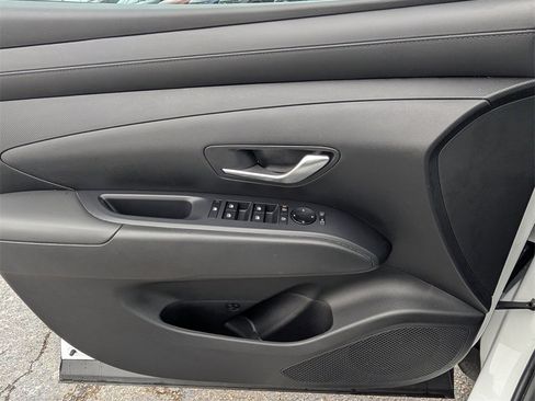 Certified 2025 Hyundai Santa Cruz SEL image 23