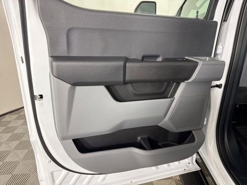 New 2026 Ford F250 XL w/ XL Chrome Package image 18