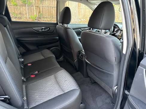 Used 2020 Nissan Rogue SV AWD/4WD image 28