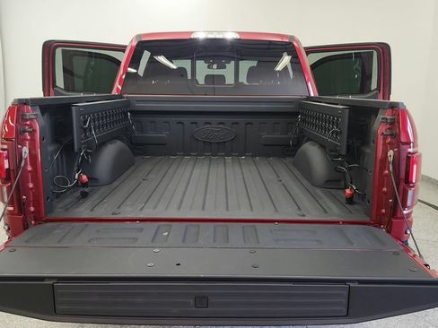 Used 2017 Ford F150 Raptor w/ Equipment Group 802A Luxury AWD/4WD image 91