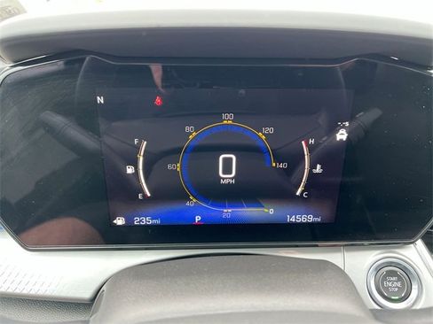 Used 2024 Chevrolet Trax LT w/ Driver Confidence Package image 12