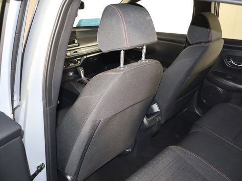 Used 2025 Honda HR-V Sport image 45