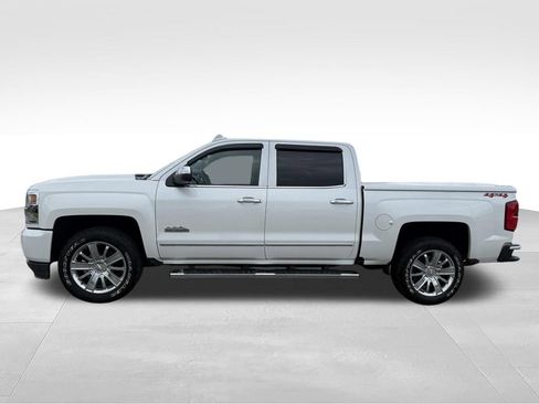 Used 2018 Chevrolet Silverado 1500 High Country AWD/4WD image 2
