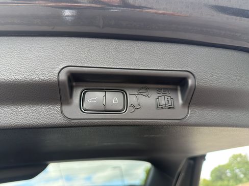 Certified 2022 Ford Explorer ST-Line AWD/4WD image 33