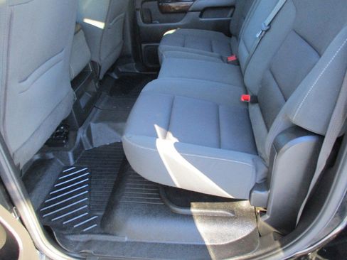 Used 2017 GMC Sierra 2500 SLE w/ SLE Preferred Package image 22