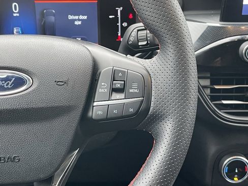 Used 2025 Ford Escape ST-Line Select image 14