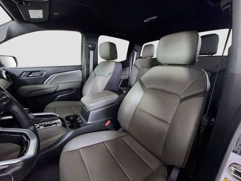 Used 2023 Chevrolet Colorado ZR2 w/ ZR2 Convenience Package III AWD/4WD image 14