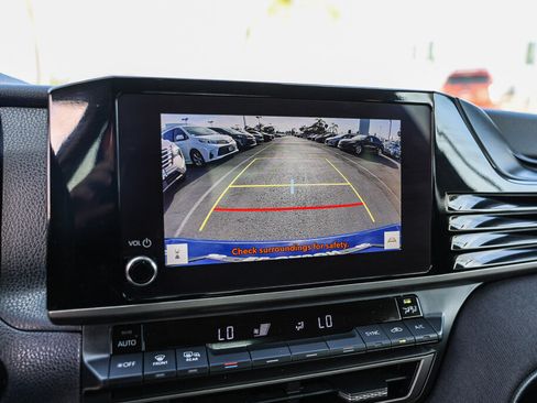 Used 2026 Toyota Camry LE FWD image 13