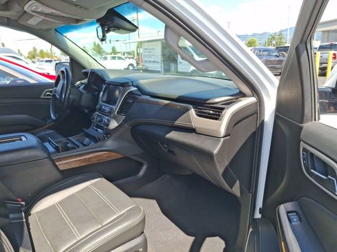 Used 2019 GMC Yukon Denali AWD/4WD image 8