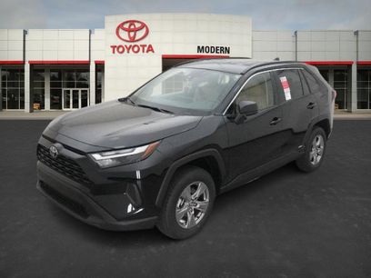 New 2025 Toyota RAV4 LE