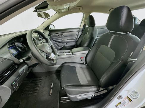 Used 2024 Nissan Sentra SV image 13