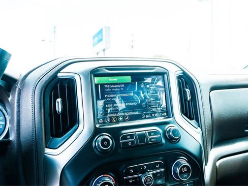 Used 2020 Chevrolet Silverado 1500 LT w/ Texas Edition AWD/4WD image 18