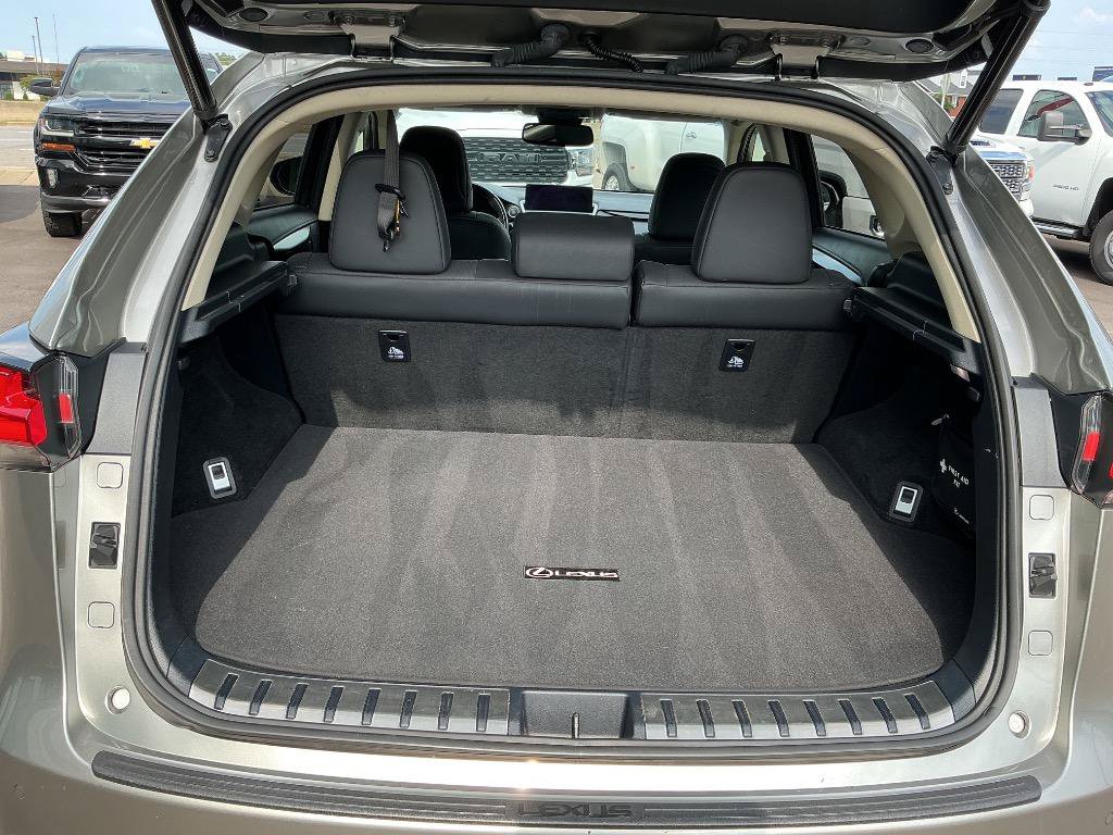 Used 2018 Lexus NX 300 FWD w/ Premium Package image 15
