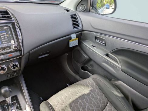 New 2026 Mitsubishi Outlander Sport ES image 17