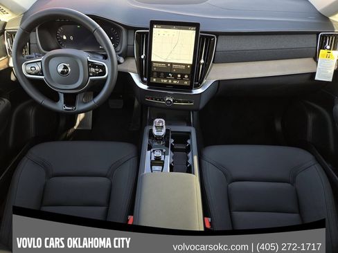 Used 2026 Volvo XC90 B6 Plus w/ Protection Package Premier AWD/4WD image 26