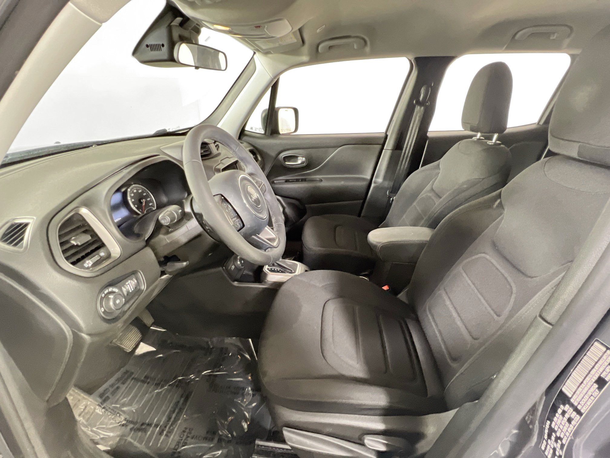 Used 2022 Jeep Renegade Latitude AWD/4WD image 20