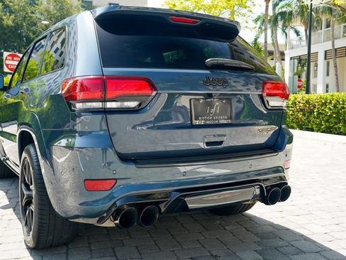 Used 2021 Jeep Grand Cherokee Trackhawk AWD/4WD image 46