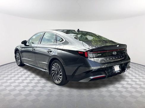 Used 2025 Hyundai Sonata Limited FWD image 7