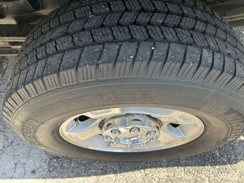 Used 2016 Ford F250 XLT AWD/4WD image 17