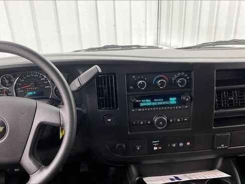 Certified 2025 Chevrolet Express 2500 w/ Driver Convenience Package RWD image 6
