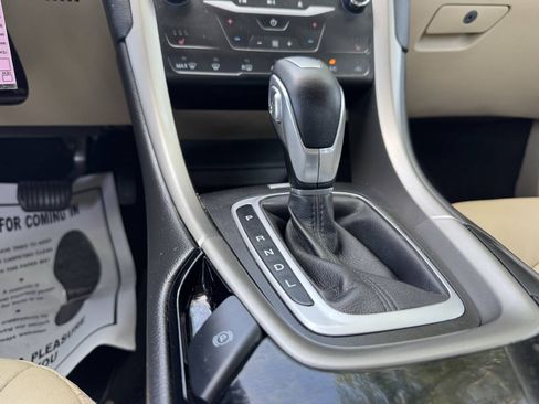 Used 2013 Ford Fusion SE FWD image 23