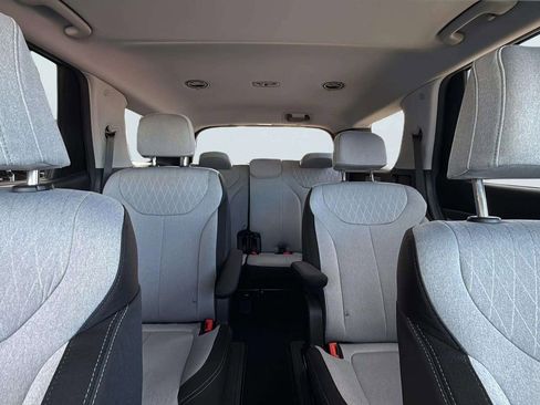 Used 2020 Hyundai Palisade SEL w/ Convenience Package image 17