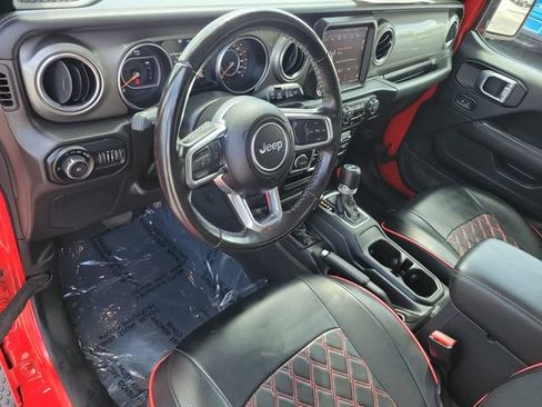 Used 2022 Jeep Wrangler Unlimited Sahara AWD/4WD image 20