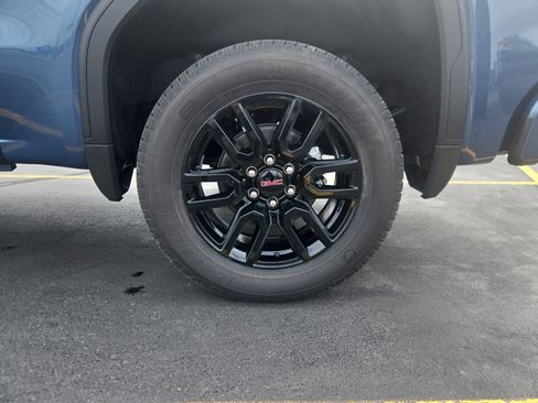 New 2026 GMC Sierra 1500 Elevation w/ Preferred Package AWD/4WD image 4