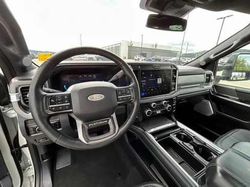 Used 2025 Ford F450 Platinum AWD/4WD image 27