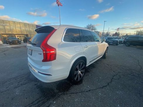 Used 2023 Volvo XC90 B6 Ultimate image 4