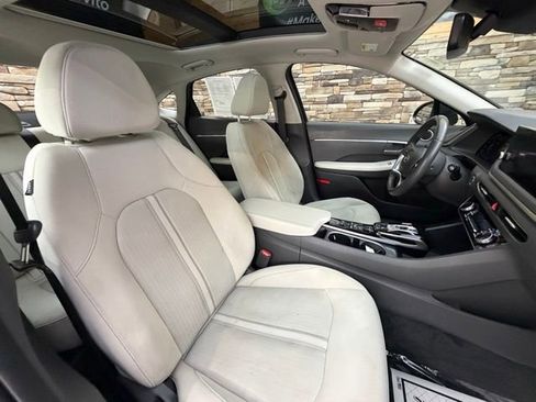 Used 2023 Hyundai Sonata SEL w/ Convenience Package FWD image 15