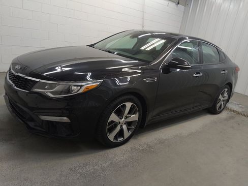 Used 2019 Kia Optima S w/ S Panoramic Sunroof Package FWD image 2