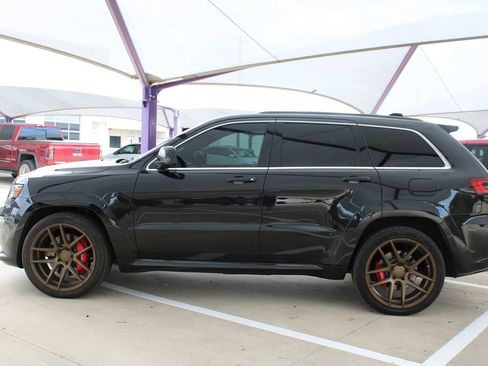 Used 2014 Jeep Grand Cherokee SRT8 w/ Luxury Group II AWD/4WD image 2