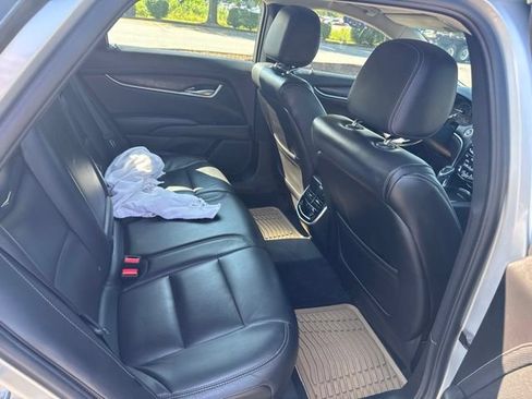 Used 2019 Cadillac XTS Luxury FWD image 36