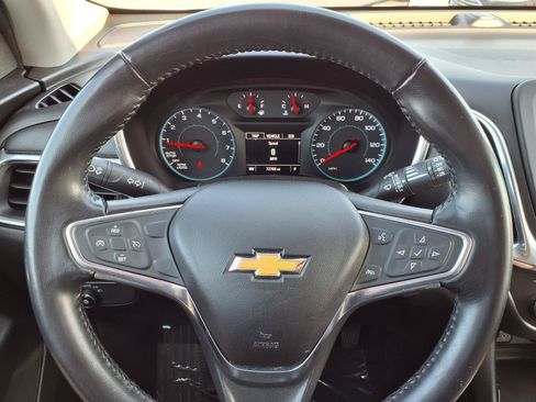 Used 2018 Chevrolet Equinox LT FWD image 10