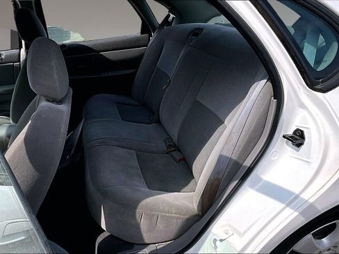Used 2007 Ford Taurus SE FWD image 21