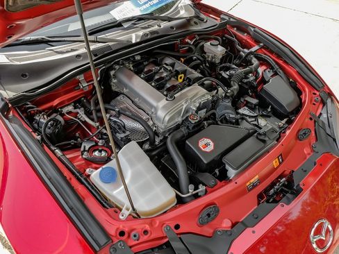 Used 2019 MAZDA MX-5 Miata RF Grand Touring image 57