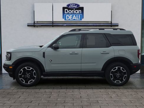 Used 2023 Ford Bronco Sport Outer Banks w/ Tech Package image 6