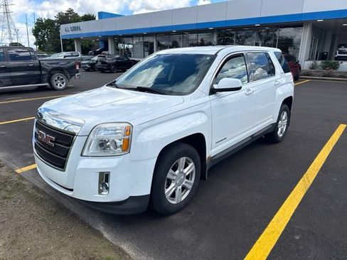 Used 2015 GMC Terrain SLE AWD/4WD image 3